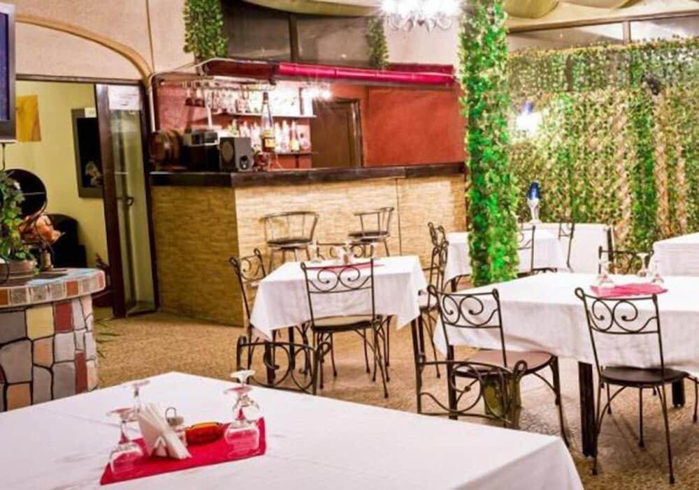 Hotel Eos Bucureşti Eksteriør bilde